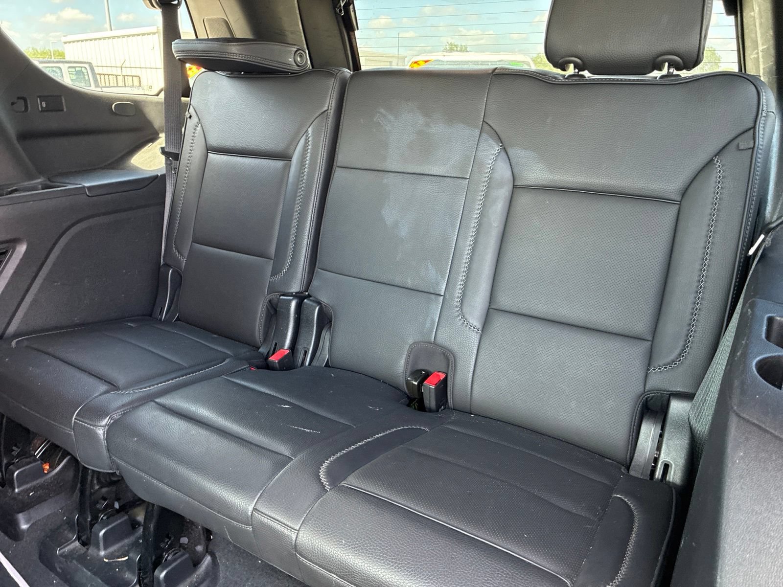Used 2023 GMC Yukon Denali RWD image 14