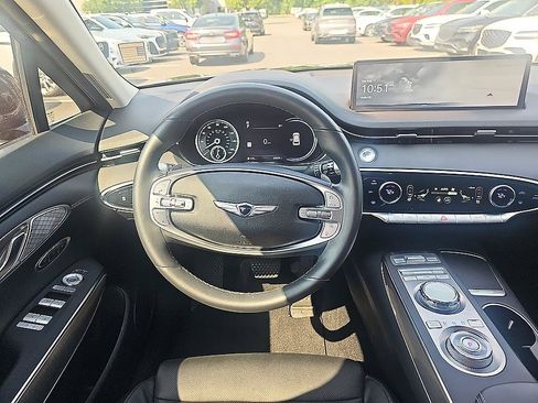Used 2025 Genesis GV70 2.5T w/ Select Package AWD/4WD image 18