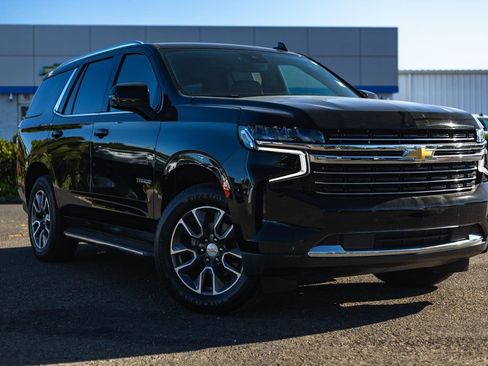 Used 2023 Chevrolet Tahoe LT w/ Luxury Package image 1