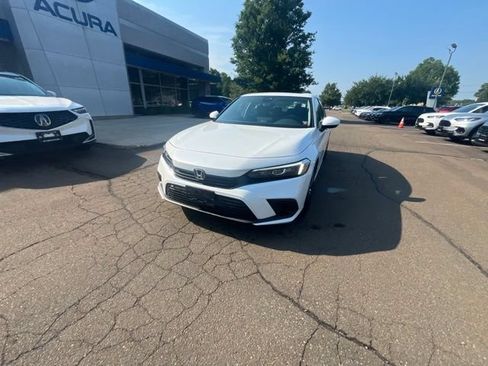 Used 2024 Honda Civic EX image 30