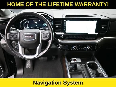 Used 2022 GMC Sierra 1500 SLT w/ SLT Premium Plus Package AWD/4WD image 15