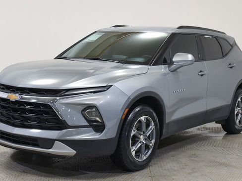 Used 2024 Chevrolet Blazer LT w/ Convenience Package FWD image 9