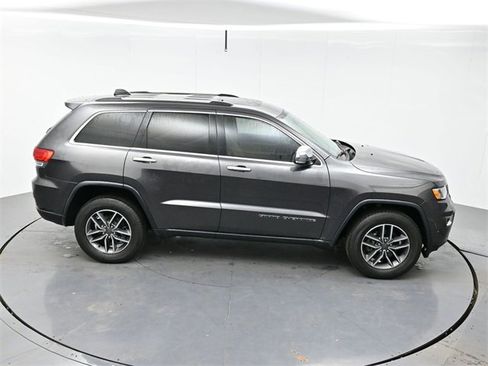 Used 2019 Jeep Grand Cherokee Limited w/ Trailer Tow Group IV image 24