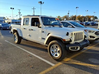 Used 2023 Jeep Gladiator Sport