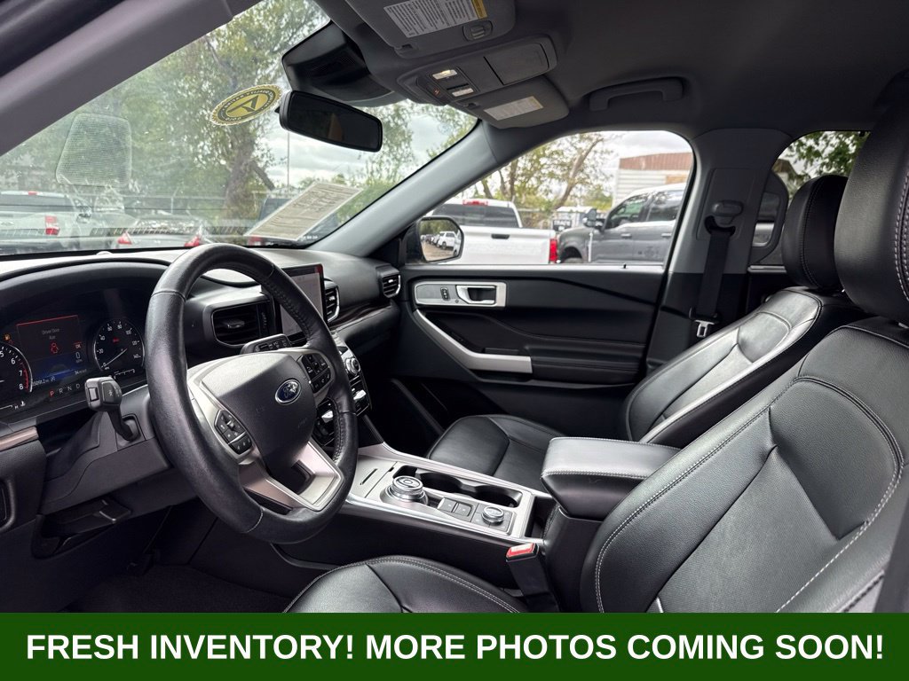 Used 2024 Ford Explorer Limited AWD/4WD image 8