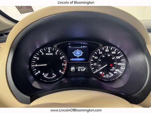 Used 2015 Nissan Altima 2.5 SV w/ Convenience Package FWD image 15
