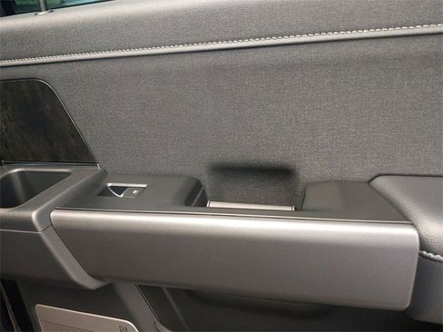 New 2025 Ford F250 Lariat w/ Lariat Ultimate Package image 34