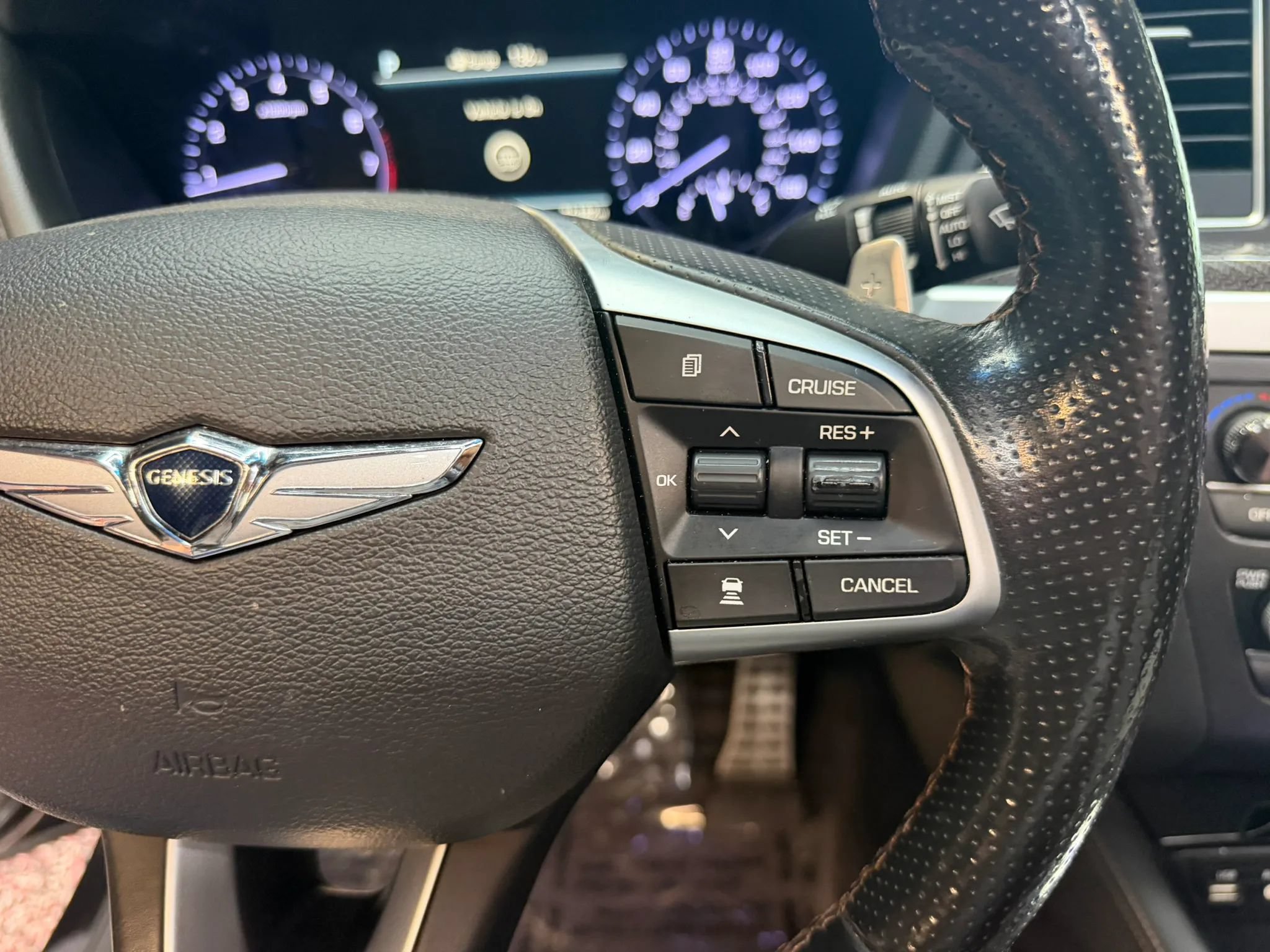 Used 2019 Genesis G80 3.3T Sport RWD image 18