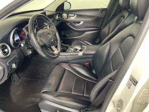 Used 2015 Mercedes-Benz C 300 4MATIC Sedan image 2