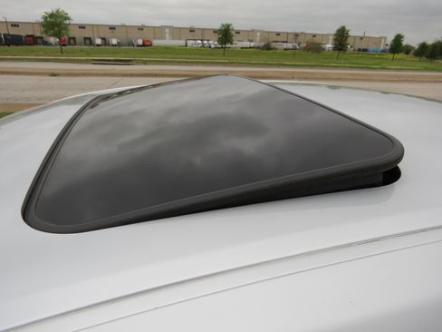 Used 2013 Toyota Avalon XLE Touring image 9