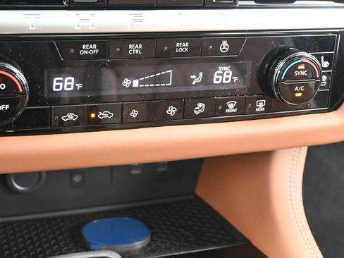 New 2026 Nissan Pathfinder Platinum AWD/4WD image 11