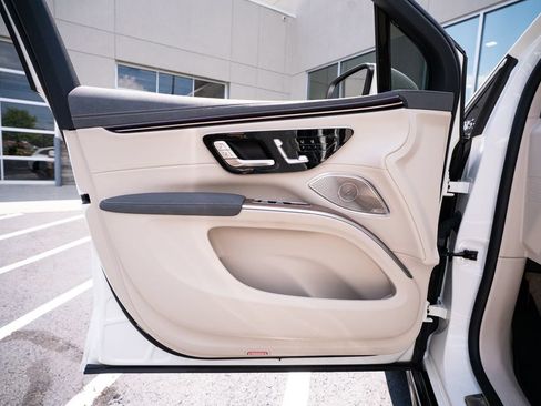 Used 2023 Mercedes-Benz EQS 450+ SUV image 27