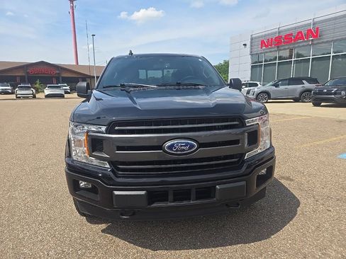 Used 2020 Ford F150 XLT w/ Equipment Group 302A Luxury AWD/4WD image 2