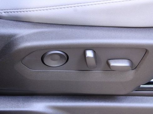 New 2026 Chevrolet Suburban LT w/ Comfort Package image 11