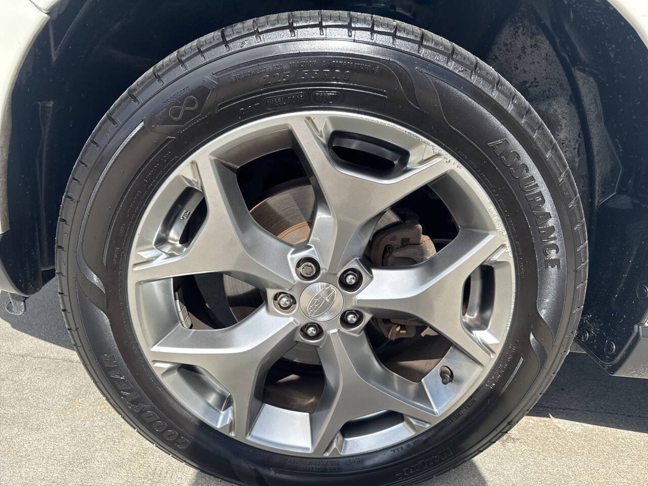 Used 2016 Subaru Forester 2.5i Touring w/ Eyesight & Navigation System AWD/4WD image 27