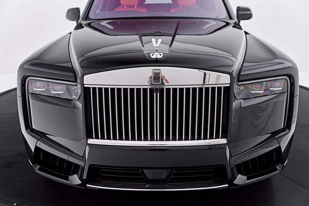 Used 2026 Rolls-Royce Cullinan w/ Cullinan Package AWD/4WD image 18