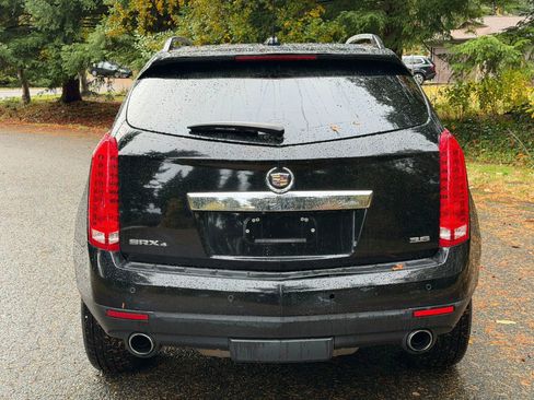 Used 2015 Cadillac SRX Premium w/ Trailering Package image 4