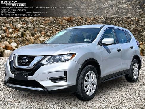 Used 2020 Nissan Rogue S FWD image 1