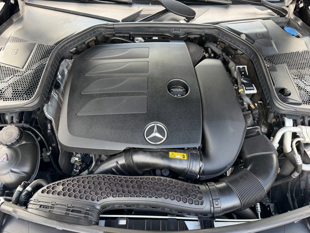 Used 2019 Mercedes-Benz C 300 4MATIC Sedan image 41