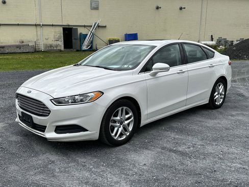 Used 2013 Ford Fusion SE FWD image 4