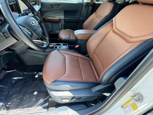 Certified 2024 Ford Maverick Lariat image 17