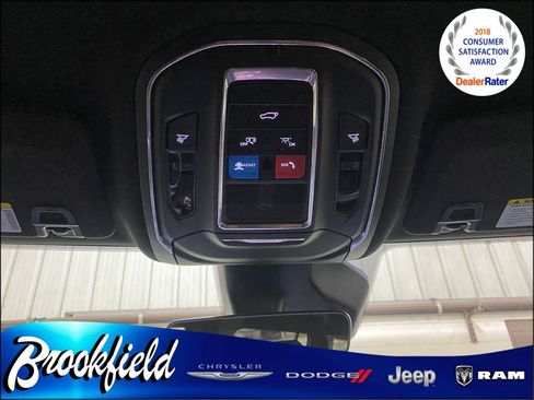 New 2025 Jeep Grand Cherokee L Laredo image 31