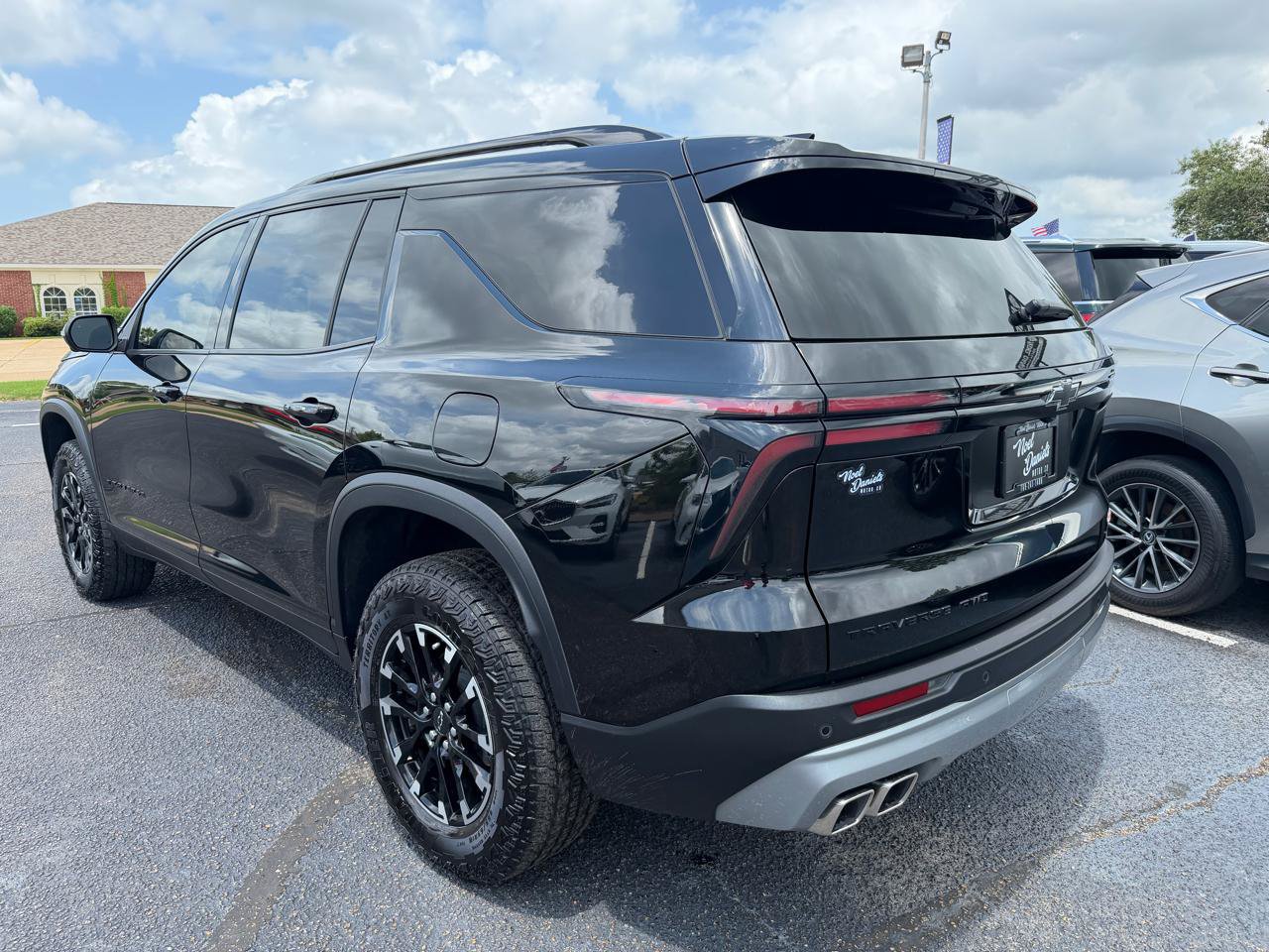 Used 2024 Chevrolet Traverse Z71 AWD/4WD image 4