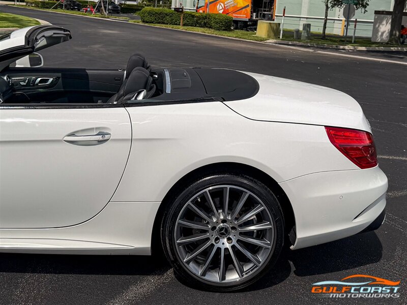 Used 2019 Mercedes-Benz SL 550 w/ Driver Assistance Package image 43