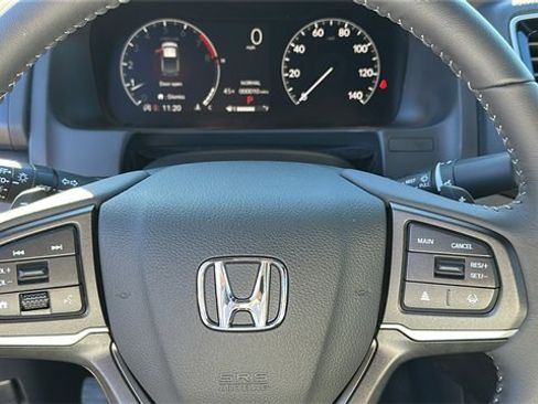 Used 2025 Honda Ridgeline RTL image 13