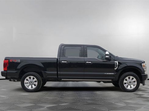Certified 2020 Ford F250 Platinum w/ FX4 Off-Road Package AWD/4WD image 4