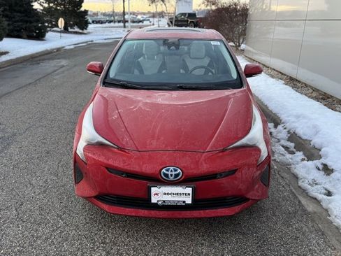 Used 2018 Toyota Prius Four image 33