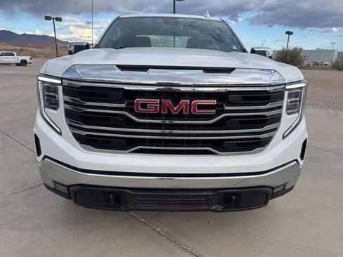 Used 2025 GMC Sierra 1500 SLT AWD/4WD image 6