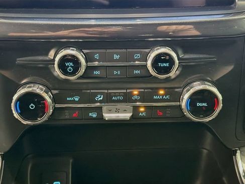 Used 2022 Ford F150 XLT w/ Equipment Group 302A High AWD/4WD image 14