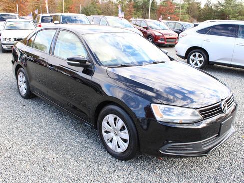 Used 2014 Volkswagen Jetta SE image 4