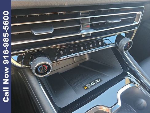 New 2026 Chevrolet Traverse Z71 w/ Driver Confidence Package image 4