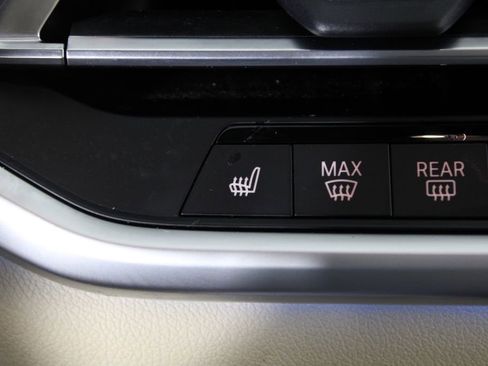 Used 2022 BMW X5 xDrive45e w/ Premium Package image 24