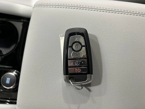 New 2026 Ford Explorer Platinum w/ LUX Leather Package AWD/4WD image 27