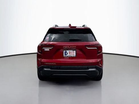 Used 2026 GMC Terrain Elevation w/ Elevation Premium Package FWD image 6