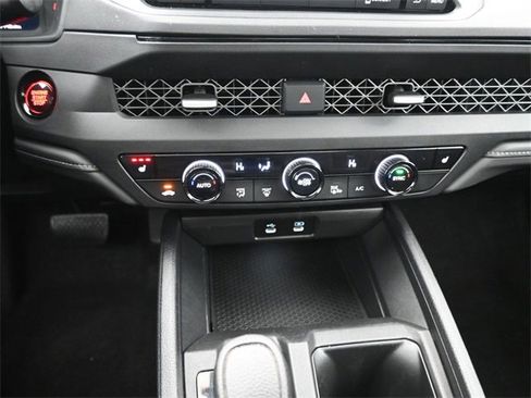 Used 2024 Honda Accord EX image 30