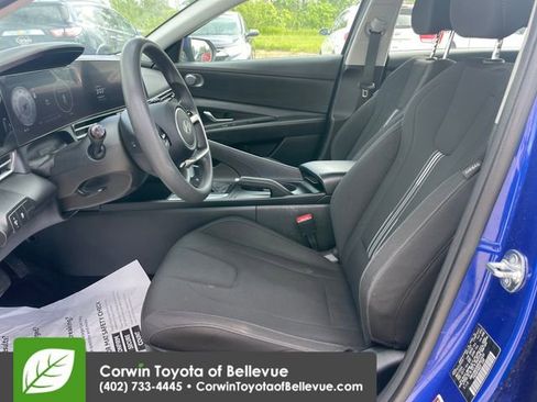 Used 2024 Hyundai Elantra SEL FWD image 17