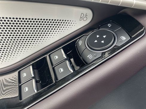 New 2026 Ford Explorer Platinum image 17