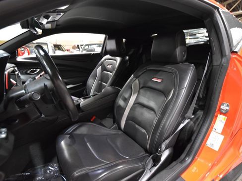 Used 2019 Chevrolet Camaro SS RWD image 45
