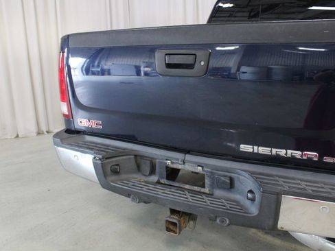 Used 2009 GMC Sierra 2500 SLT w/ Entertainment Package AWD/4WD image 29