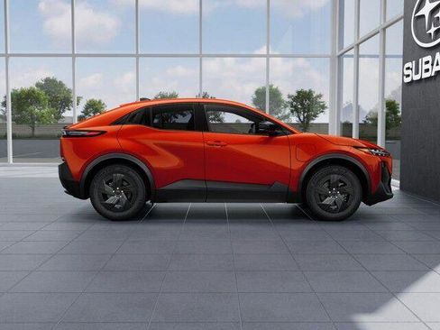 New 2026 Subaru Uncharted Premium FWD image 6