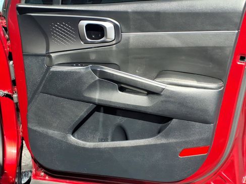Used 2023 Kia Sorento S w/ Panoramic Sunroof Package FWD image 13
