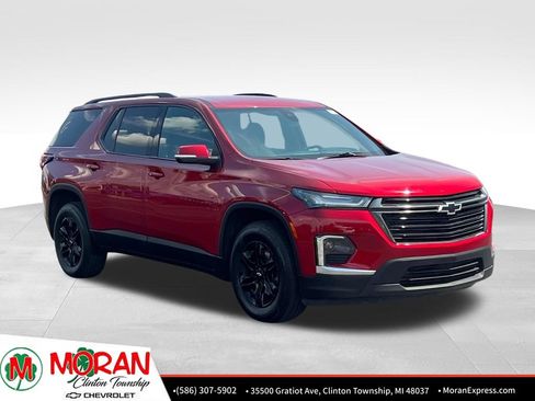 Used 2023 Chevrolet Traverse LT FWD image 9