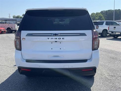 Used 2021 Chevrolet Tahoe Z71 w/ Z71 Signature Package image 5