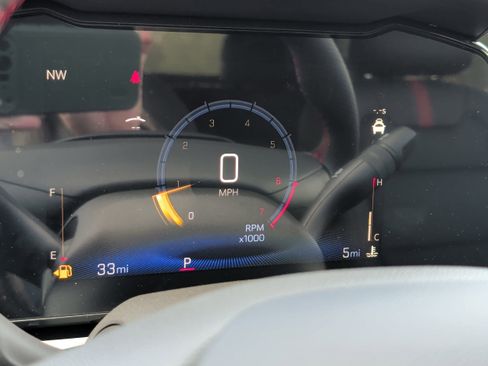 New 2026 Chevrolet Trax RS w/ Sunroof Package image 31