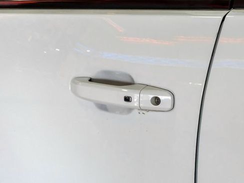 Used 2024 Chevrolet Silverado 2500 LT w/ Convenience Package image 37