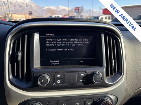 Used 2022 GMC Canyon Elevation w/ Elevation Premium Package image 24